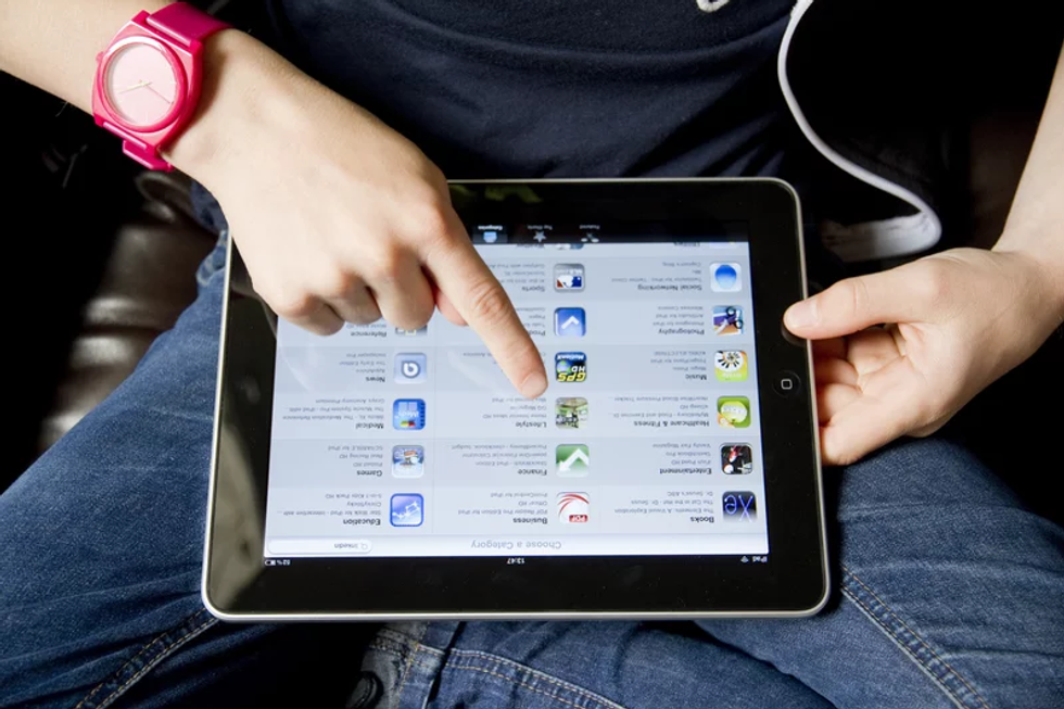 Away from Technologies: The Best Ways to Arrange a Digital Detox