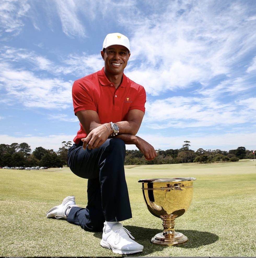 Tiger Woods Outduels Rory McIlroy In Austin