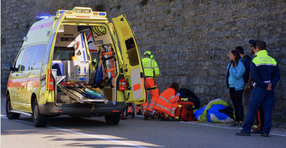 Here's When It's OK To Not Yield For Emergency Vehicles