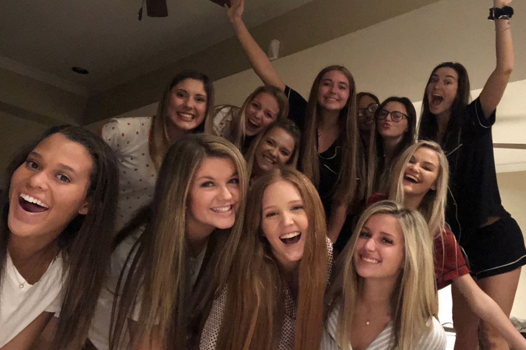 8 Kinds Of Friends Every College Girl Needs To Have In Her Life