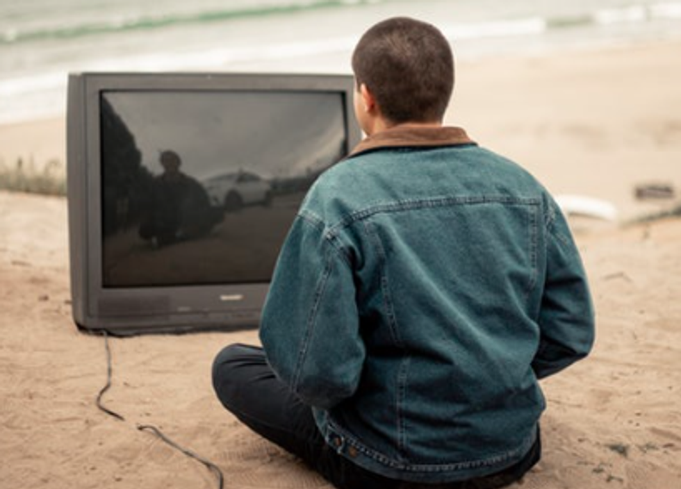 13 Shows To Binge Over Summer Break