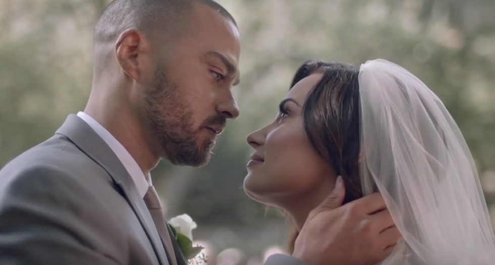 5 Songs To Send To Your Crush To Let Him Know Exactly How You Feel