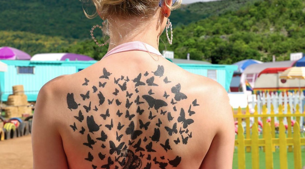 8 Lyrics From Taylor Swift's 'You Need To Calm Down' That Will Infuse Your Instagram With Strong Female Empowerment