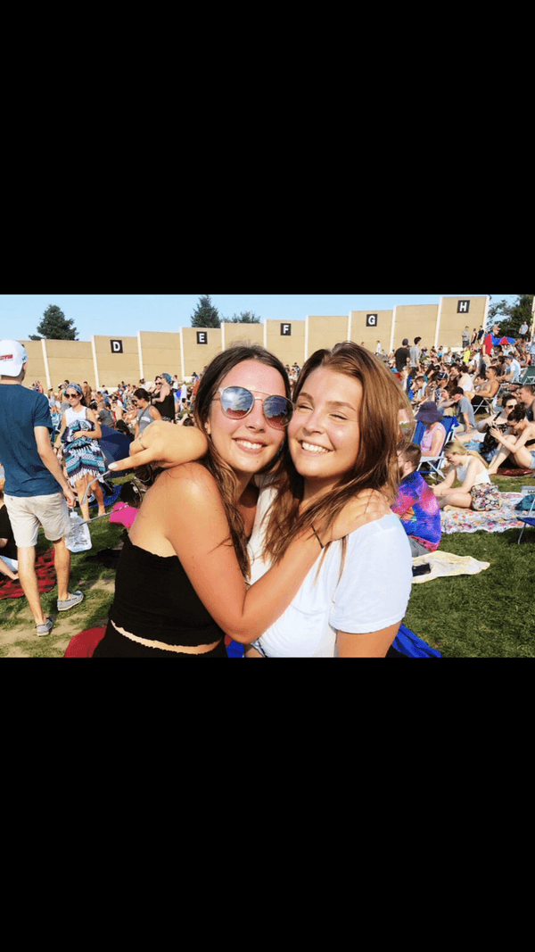 7 Things I Learned From My Best Friend That Proves How Irreplaceable She Is