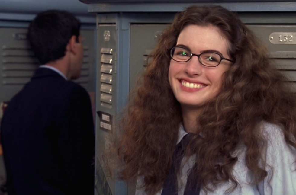 18 Things You'll Only Understand If Your Hair Is Thicker Than Mia Thermopolis', BEFORE Her Glow-Up