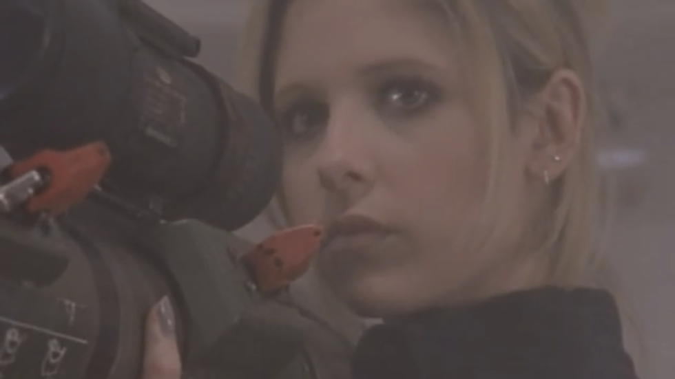 The Complete Beginner's Guide to "Buffy The Vampire Slayer"