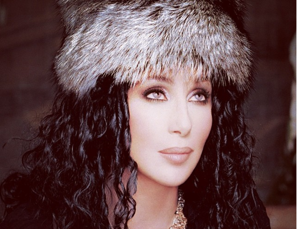 5 Underrated Fashion Icons Of The Past That Put The Kardashians To Shame