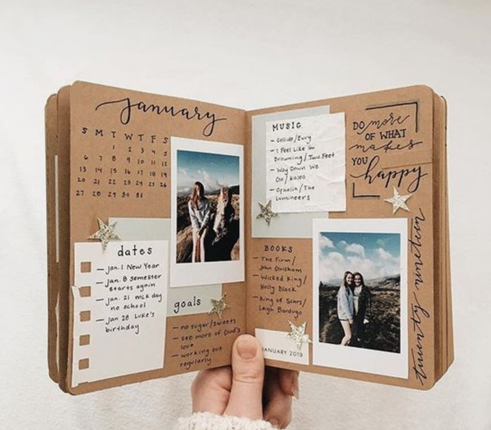 31 Self-Discovery Journaling Prompts