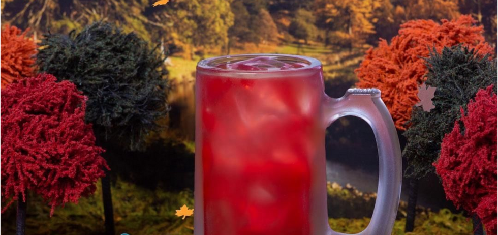 Applebee's $1 Vodka Cranberry Lemonade Is The Best Drink Deal College Girls Have Seen All Year