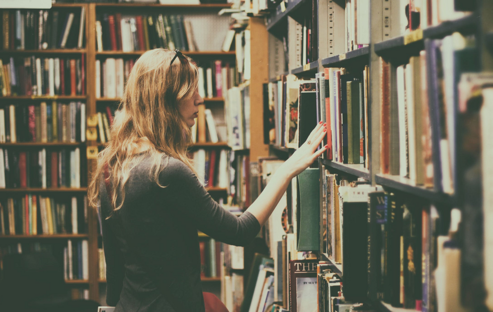 9 Regular Occurrences When You Spend Hours On End In The Library