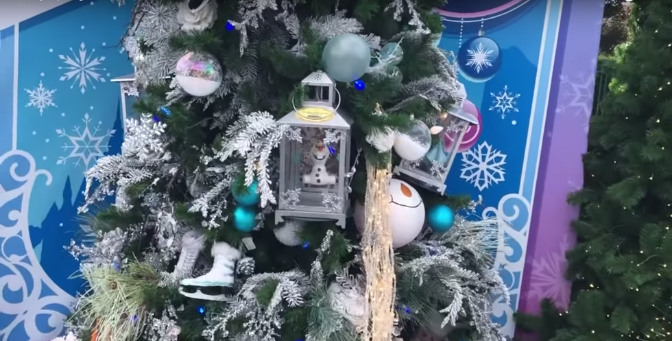 Visit This Disney-Themed Tree Trail In Disney Springs If You Want To Feel Like A Kid On Xmas Morning