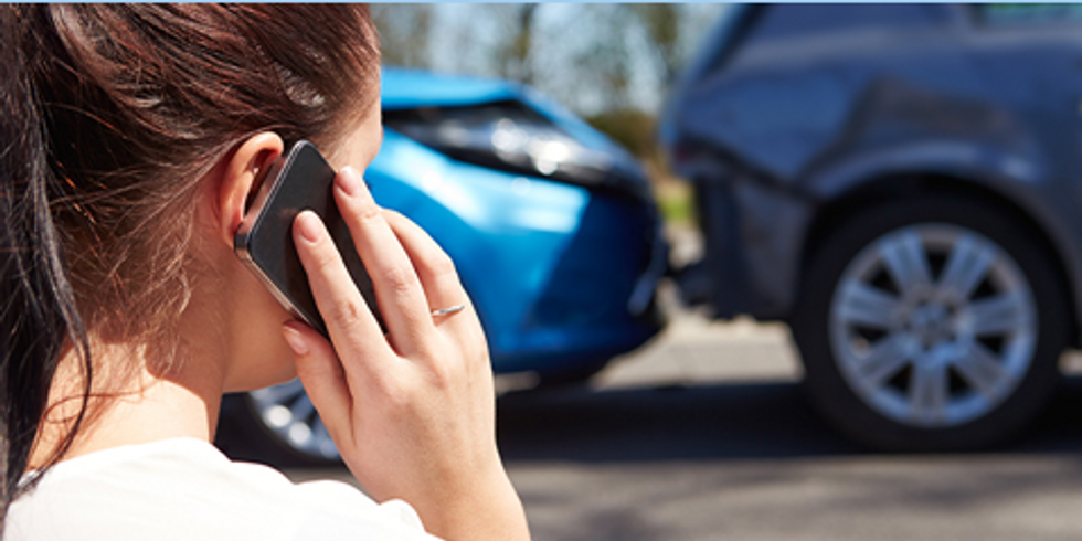 Should Insurance Companies Be Contacted After an Accident