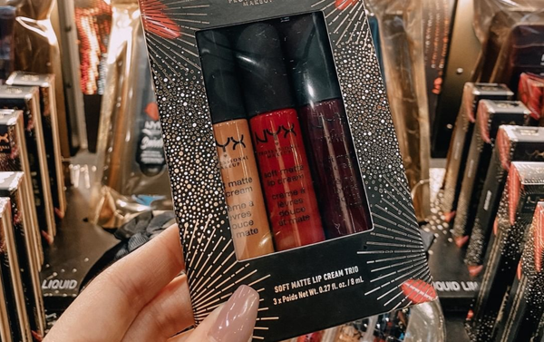 7 Lip Glosses That Will Plump Your Lips And Your Ego, But Not Deflate Your Bank Account