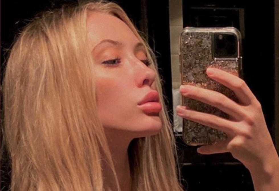 A Sex Worker Is Selling Nudes To Help Fight Australia’s Fires, And Insta Thanked Her By Deleting Her Account