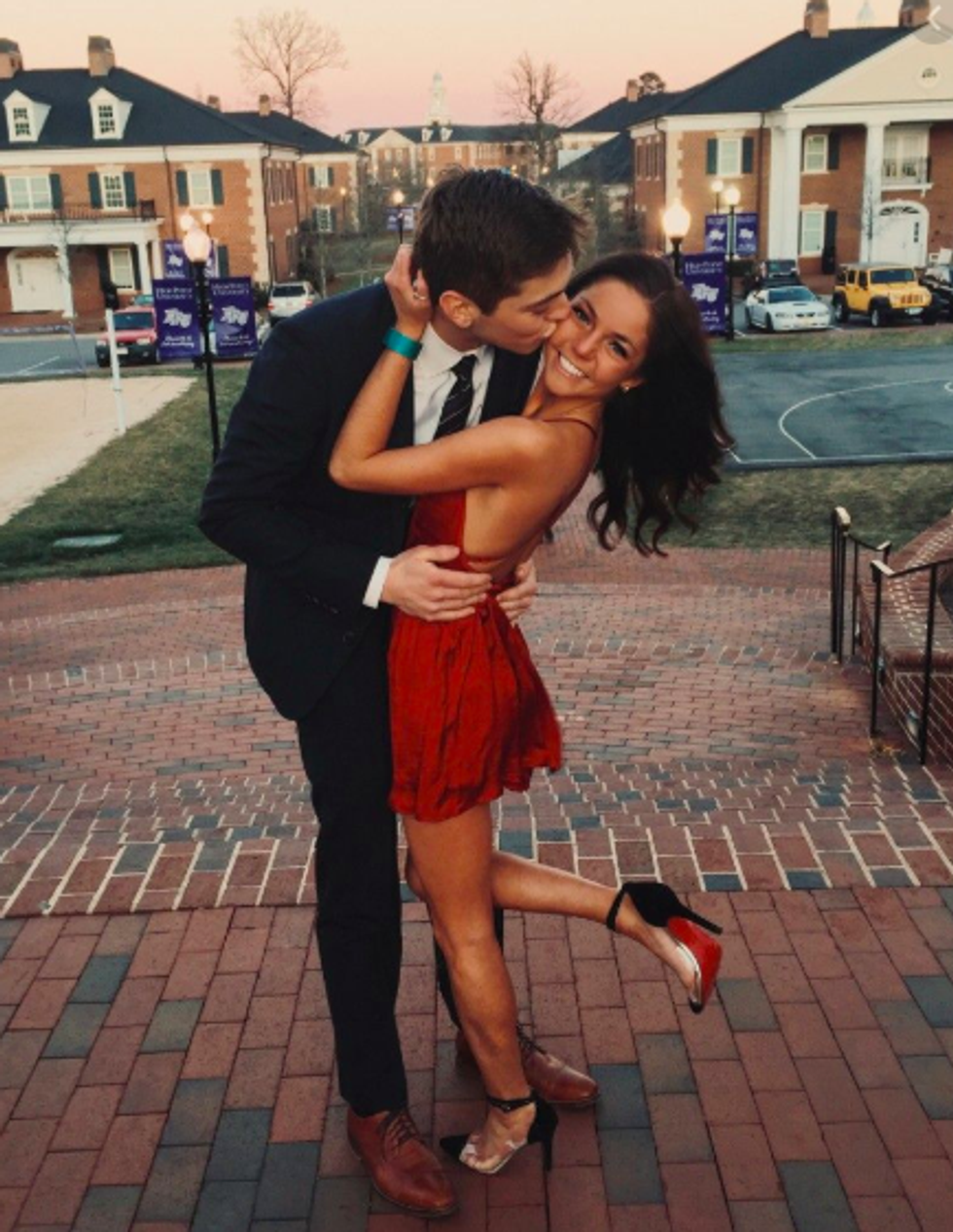 Date Party Etiquette 101- For Guys