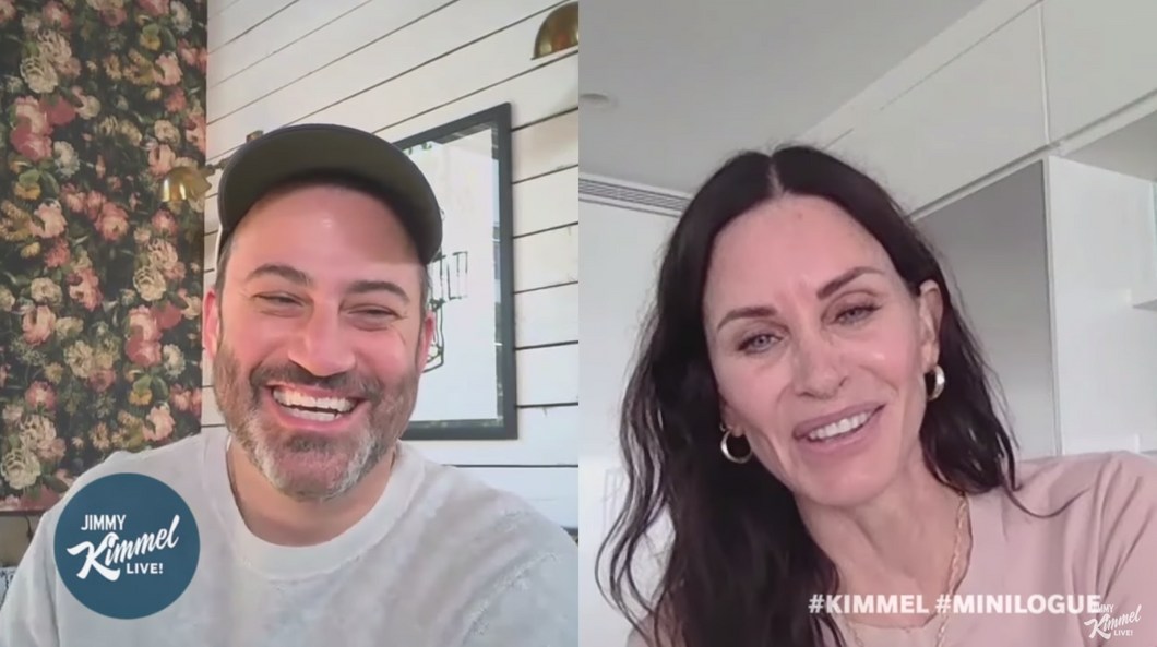 ​Courteney Cox Doesn't Remember Being On 'Friends' And We HOPE She's Bingeing These 18 Episodes