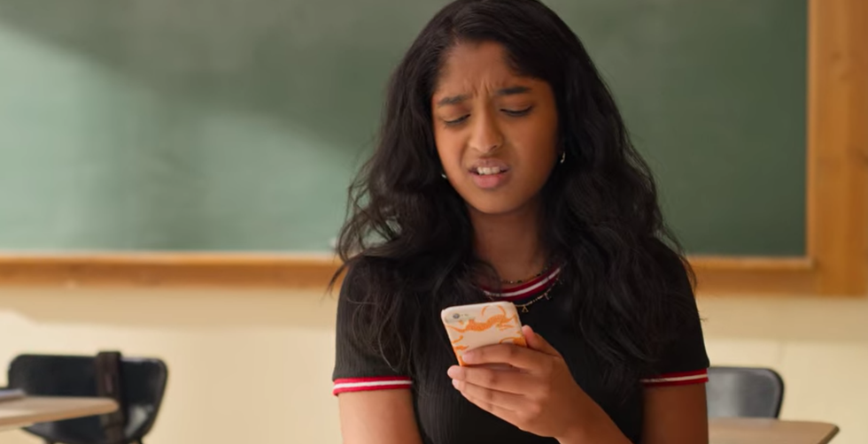 7 Questions You Should NEVER Ask On Dating Apps If You Want The Connection To Survive Quarantine