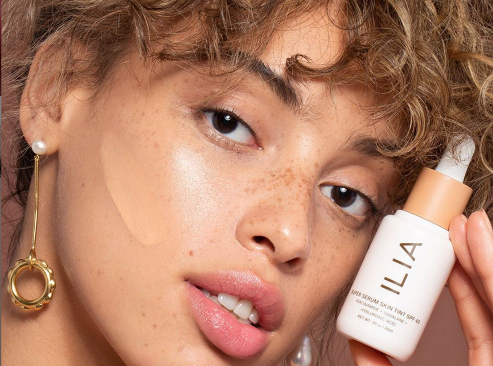 Ilia's Serum Skin Tint Is THE Quarantine Alternative To Makeup, And It Looks Amazing On Camera