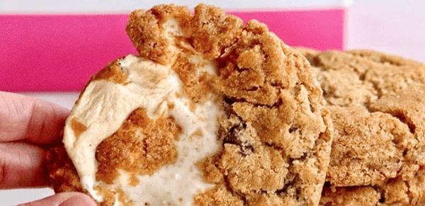 These 17 Black-Owned Businesses Ship Baked Goods, Rosé, And Even Fried Chicken Nationwide