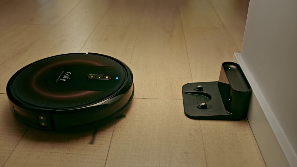 The RoboVac G30 Leaves Its Competition In the Dust