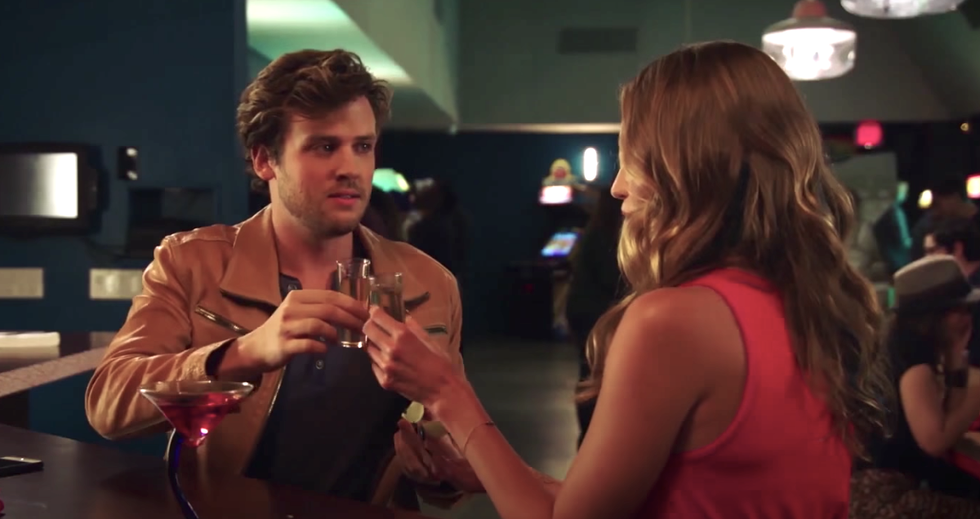 8 People Shared Their Tinder Horror Stories, And I'm Reconsidering Being On The App