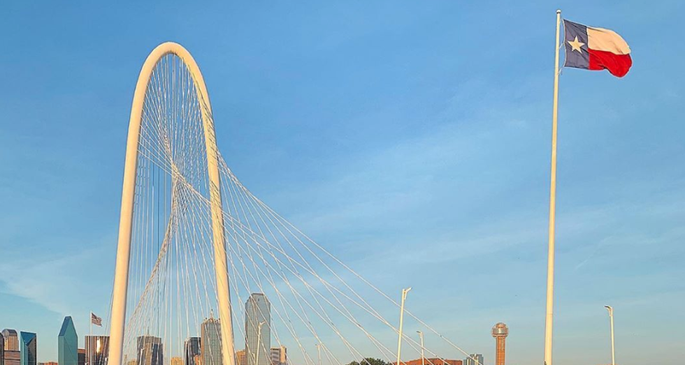 14 Signs You Grew Up In Texas, From A Texas Gal Whose First Pronoun Was Y'All