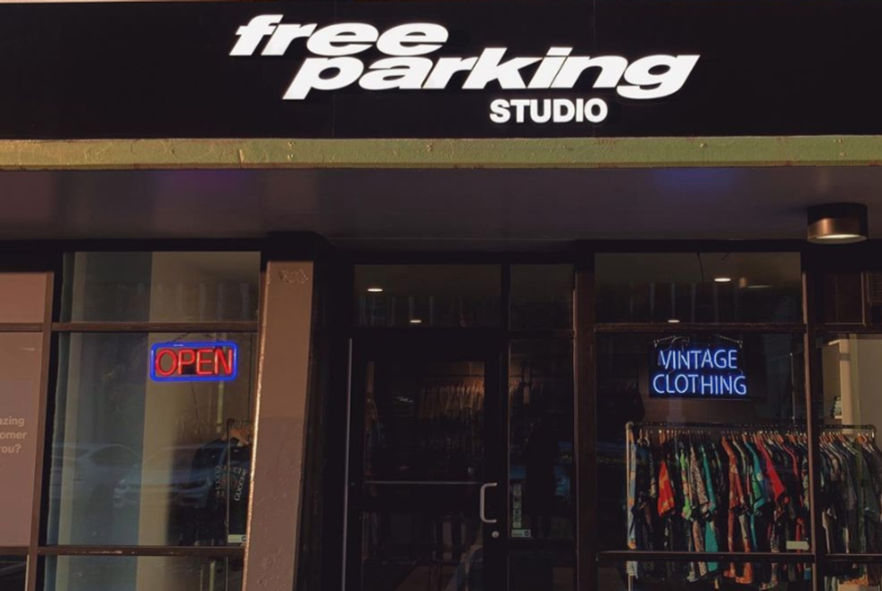 The 7 Best Vintage Clothing Stores In O'ahu Every Hawaiian Islander Absolutely Has To Visit