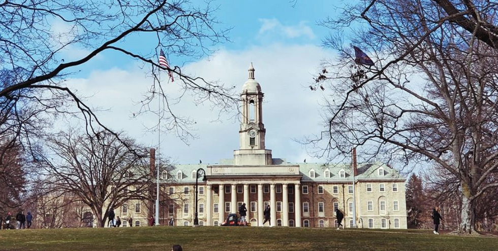 I Went On A Walk On Penn State's TOTALLY Empty Campus And It Completely Changed My Perspective