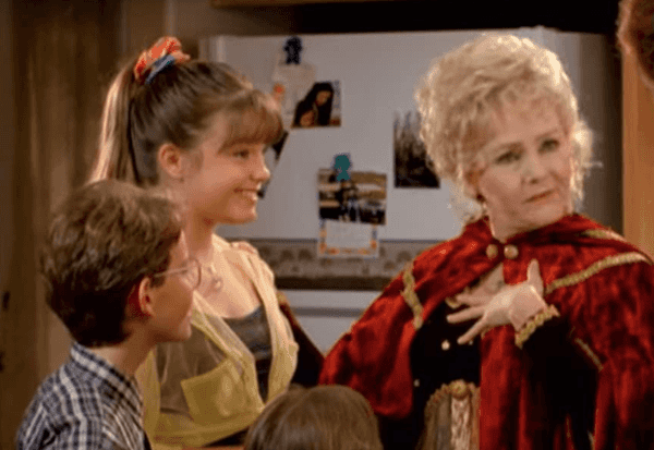 10 Super Basic, But CLASSIC Halloween Movies To Get You Ready For Spooky Season