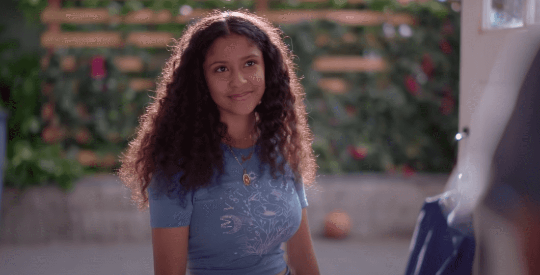 'Julie And The Phantoms' On Netflix Is The Perfect Pre-Halloween Show To Binge If You Like Ghosts