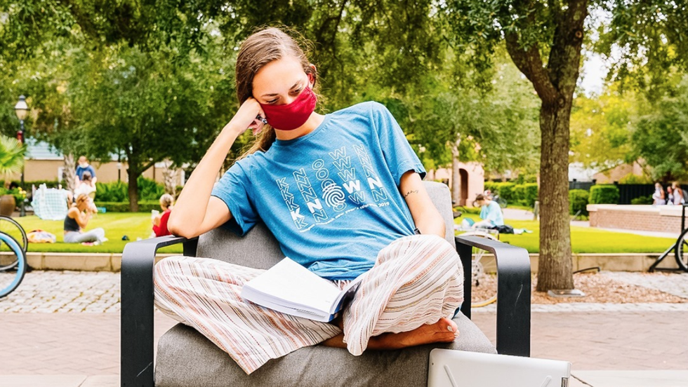 Going To College During COVID-19 Has Caused Some INTENSE Burnout, And It's Not Just Me