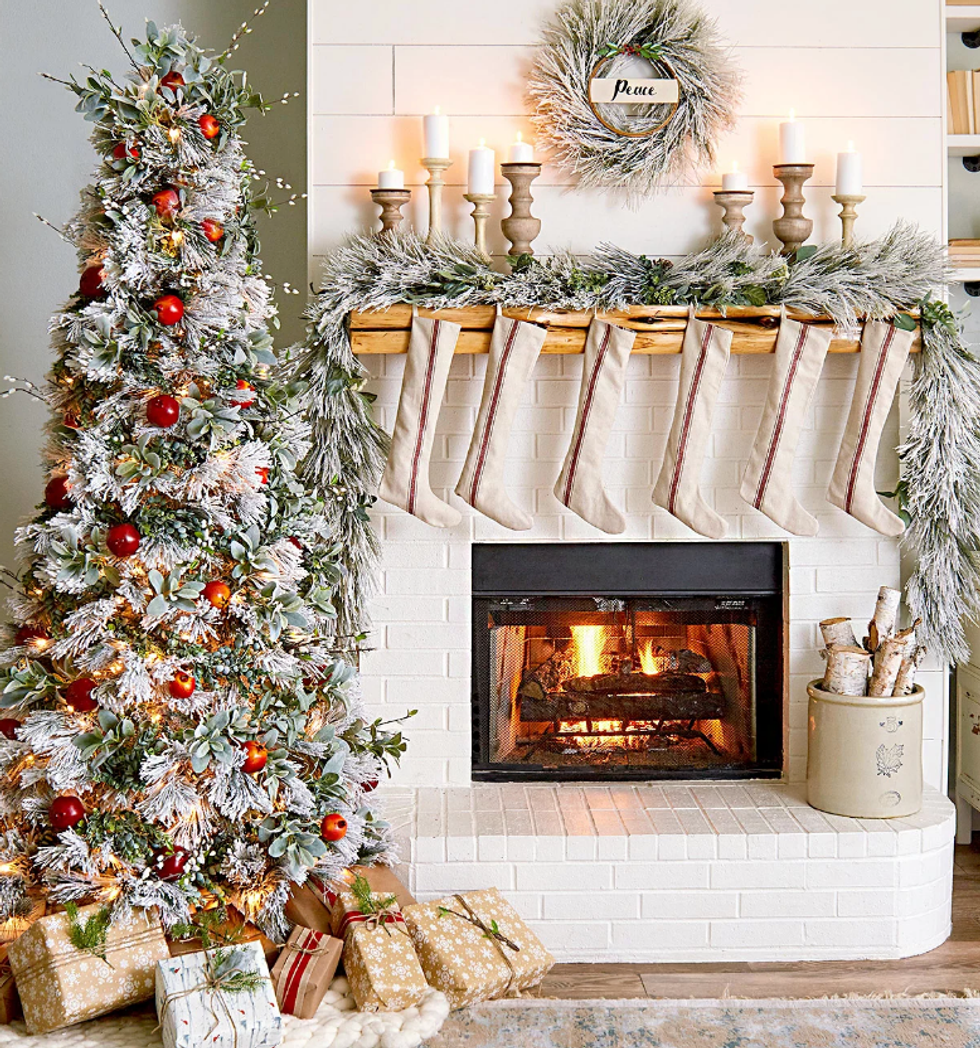 8 Christmas Decor Ideas to Make Any Place More Festive