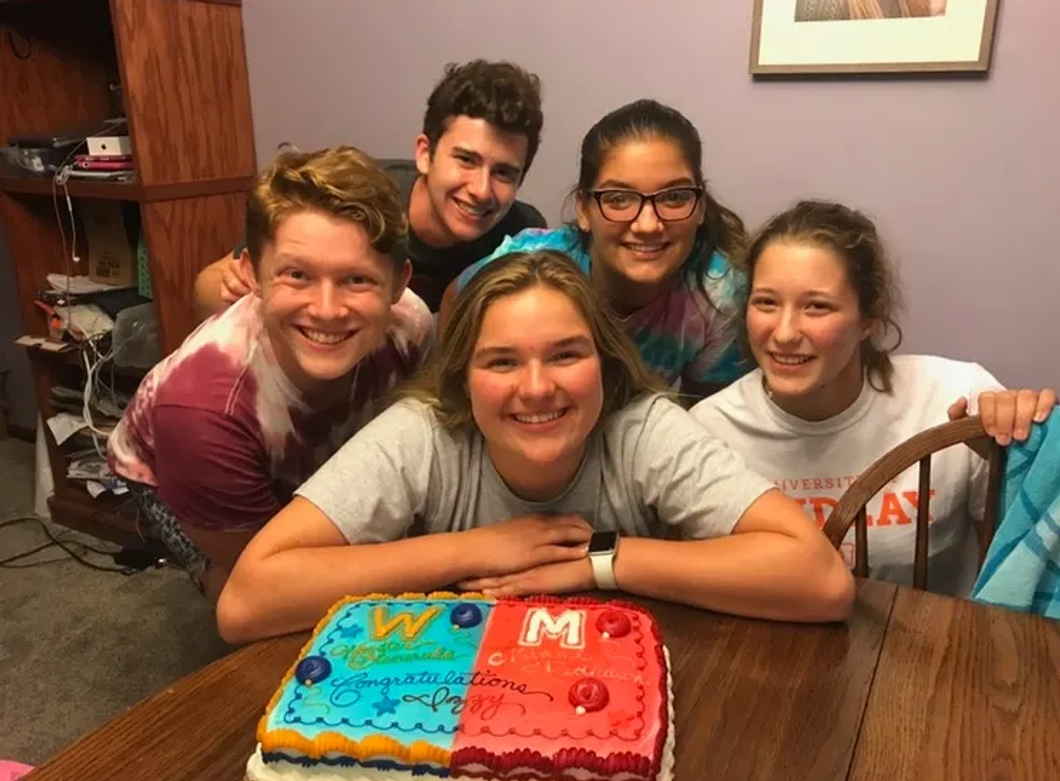 12 Songs That Describe My Friend Group Perfectly — And Probably Yours Too