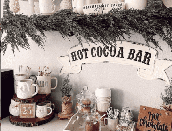 5 Simple, Delicious Ways To Spruce Up Your Basic Cup Of Hot Cocoa This Winter