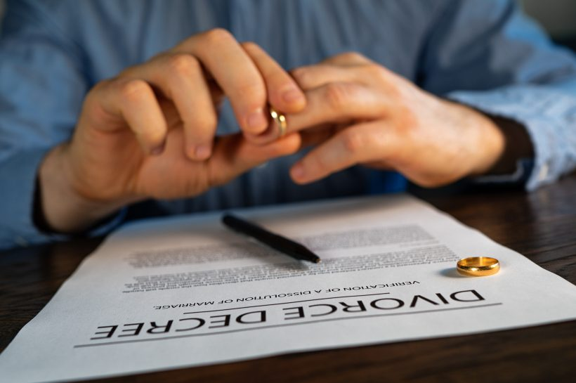 What to Expect During Your First Meeting with a Divorce Attorney
