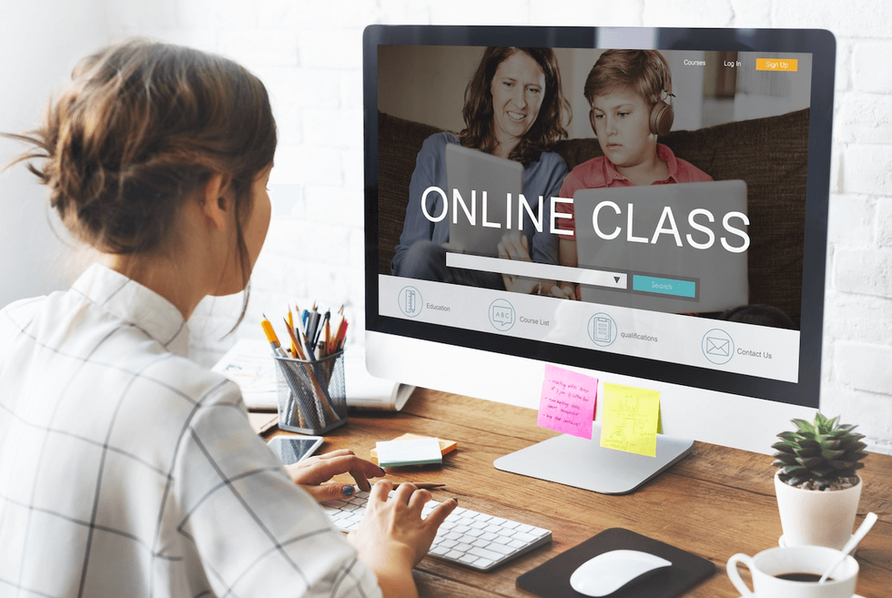 Online Learning Platforms for Professionals