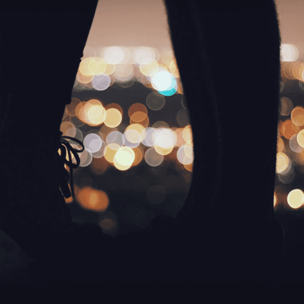Why Dating And Social Media Don't Mix