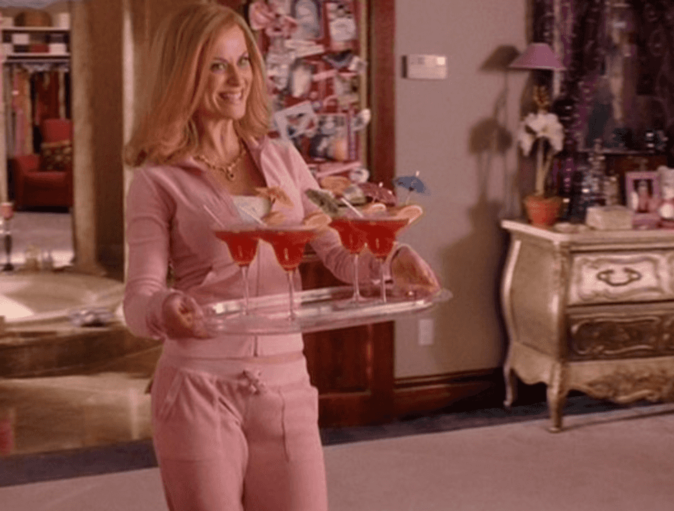 8 Things You Know If You're The "Mom" Of Your Friend Group