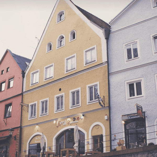 9 Things You Know To Be True If You're From A Small Town