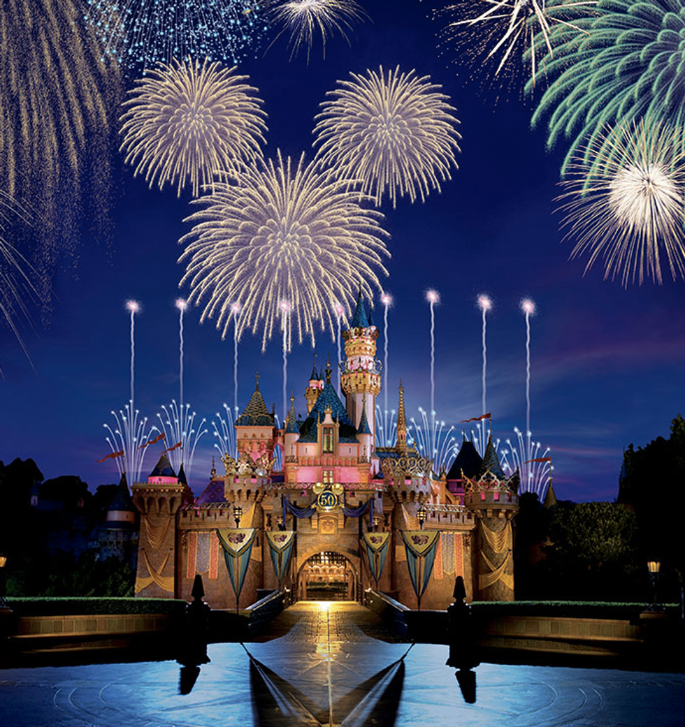 7 Things You Have to do at Disneyland