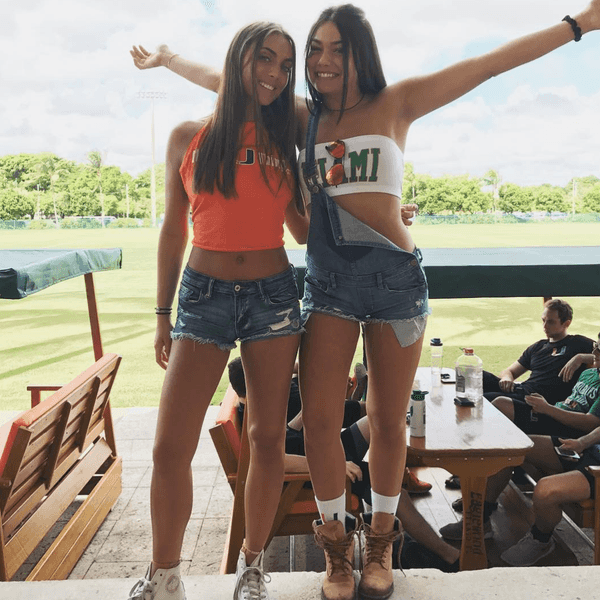 23 Signs That Your Cousins Are Your Best Friends