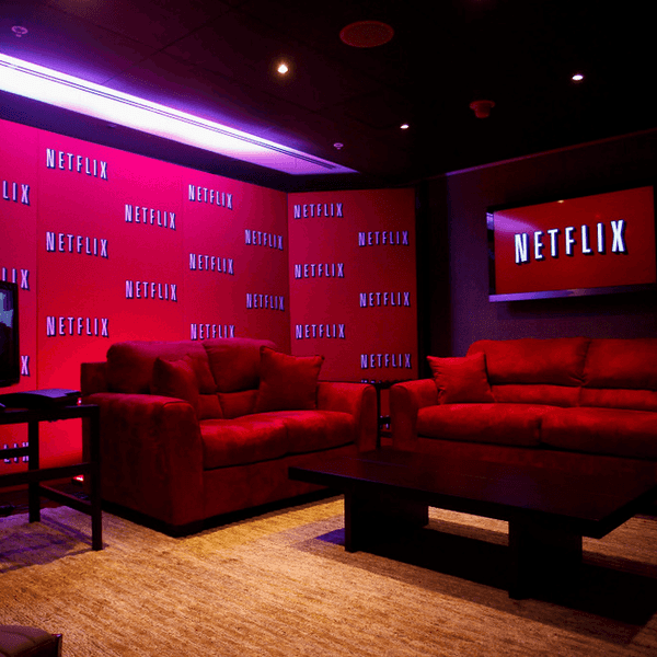 Netflix Shows You Should Binge Watch During Fall Break