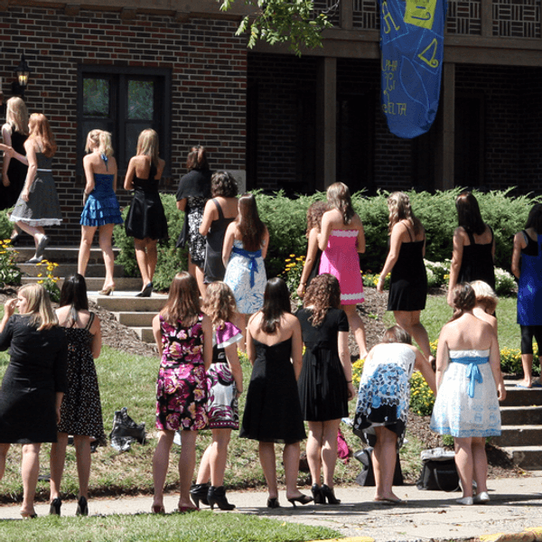 What It's Like To Be an Ex-Greek During Rush Week