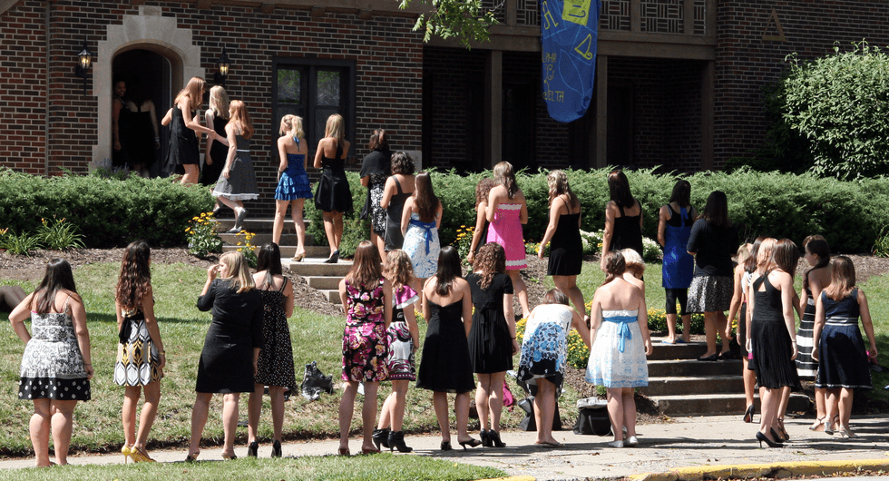 What It's Like To Be an Ex-Greek During Rush Week