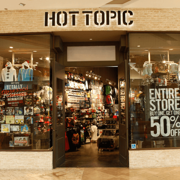 I'm An Adult, I Shop At Hot Topic, And I'm Not Embarrassed By That