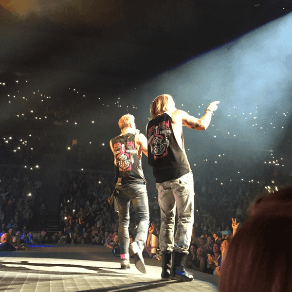 10 Life Lessons Learned From Country Songs