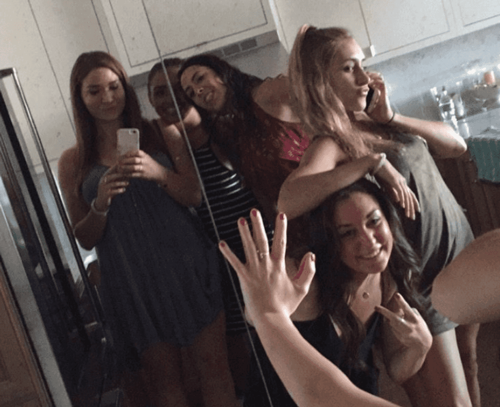 10 Signs You've Found Your Forever Friends
