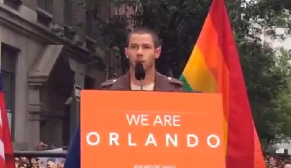 Do Celebrities Have An Obligation To Acknowledge National Tragedies Like Orlando?