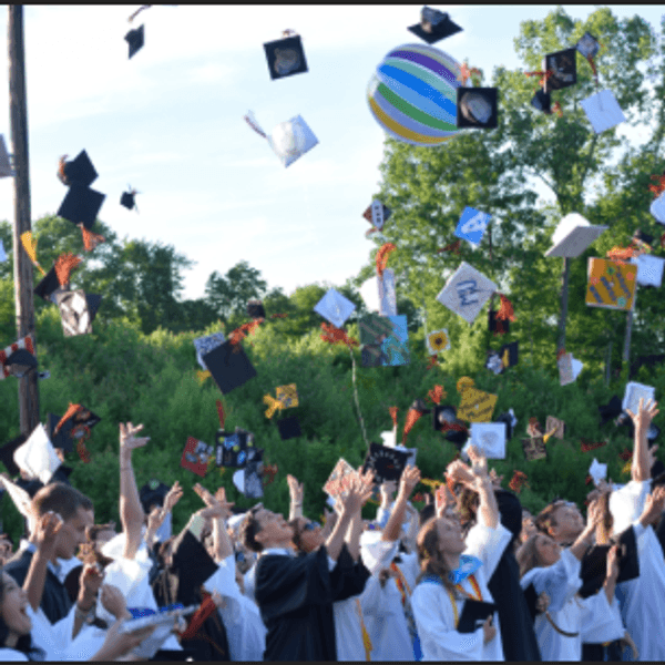The Emotions of Graduating High School Told by GIFs