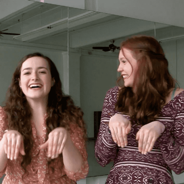 18 Signs You Are BFFs With Your College Roommate
